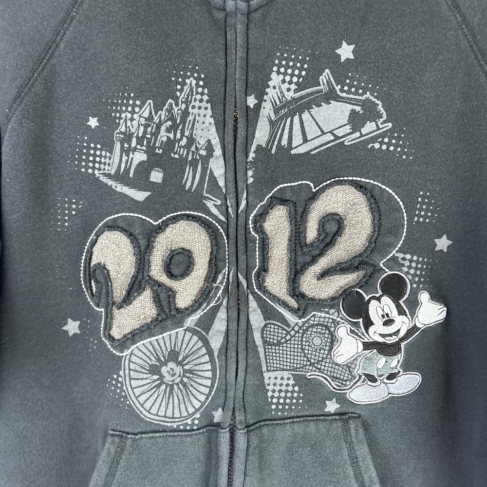 Walt Disney World Parks Women's Zip Up Sweater Black‎ Mickey Size Medium 2012 - Picture 2 of 9